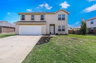 316 Spurlock Dr, Krum, TX 76249 - Photo 1