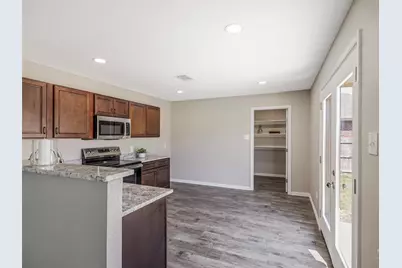 316 Spurlock Drive, Krum, TX 76249 - Photo 11
