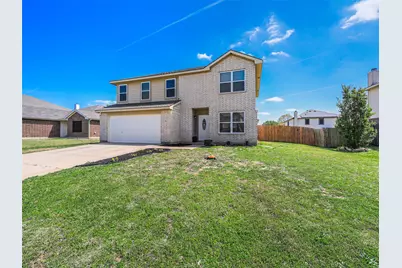 316 Spurlock Drive, Krum, TX 76249 - Photo 3