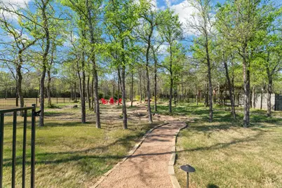 328 Landview Drive, Burleson, TX 76028 - Photo 9