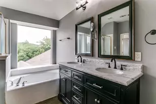 211 Patriot Ln, Euless, TX 76040 - Photo 19