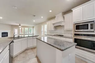 10705 Fort Davis Pl, McKinney, TX 75071 - Photo 9