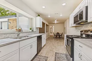 3116 Woodlark Dr, Fort Worth, TX 76123 - Photo 7