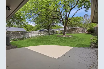 8630 Mediterranean Drive, Dallas, TX 75238 - Photo 37