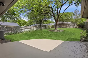 8630 Mediterranean Dr, Dallas, TX 75238 - Photo 37