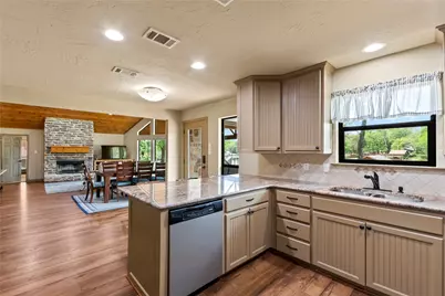 122 Lake Terrace Drive, Mabank, TX 75156 - Photo 11