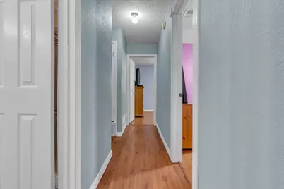 905 SE 3rd Street, Grand Prairie, TX 75051 - Photo 11