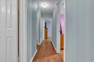 905 SE 3rd St, Grand Prairie, TX 75051 - Photo 11