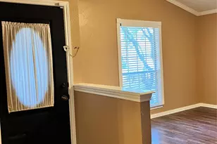 304 Crooked Ln, Mesquite, TX 75149 - Photo 9