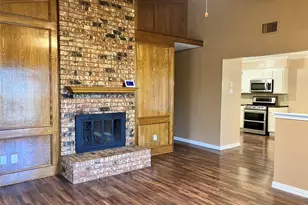 304 Crooked Ln, Mesquite, TX 75149 - Photo 5