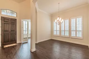 2044 Remington Dr, Irving, TX 75063 - Photo 3