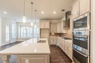 2044 Remington Dr, Irving, TX 75063 - Photo 5