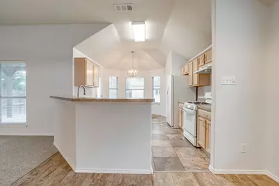 1201 Eastwick Drive, Arlington, TX 76002 - Photo 9