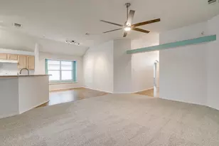 1201 Eastwick Dr, Arlington, TX 76002 - Photo 5