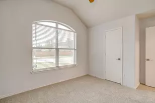 1201 Eastwick Dr, Arlington, TX 76002 - Photo 17