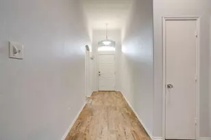 1201 Eastwick Dr, Arlington, TX 76002 - Photo 3