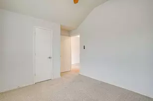 1201 Eastwick Dr, Arlington, TX 76002 - Photo 21