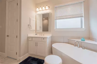 1924 Burton Hollow Way, McKinney, TX 75071 - Photo 13