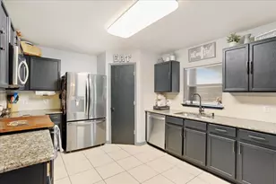 4333 Falcon Dr, Sherman, TX 75092 - Photo 9