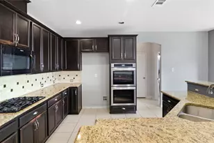 2628 Tradewinds Dr, Little Elm, TX 75068 - Photo 15