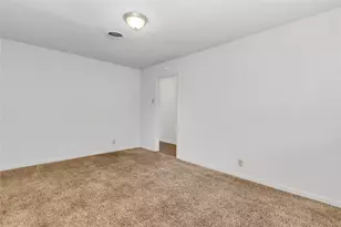 4716 Fawn Dr, Fort Worth, TX 76132 - Photo 7