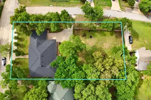 823 S Wildwood Dr, Irving, TX 75060 - Photo 37