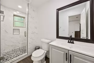 1005 Iowa St, Irving, TX 75060 - Photo 13