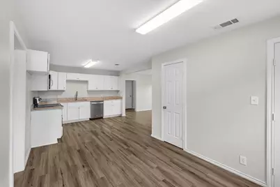 657 E Commerce Street, Fairfield, TX 75840 - Photo 15