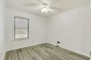 328 S 1st St, Wylie, TX 75098 - Photo 21