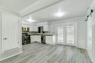 328 S 1st St, Wylie, TX 75098 - Photo 9