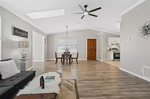 938 Amsden St, Denison, TX 75020 - Photo 9