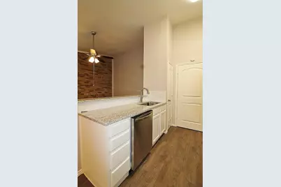 6620 S Creek Drive, Fort Worth, TX 76133 - Photo 9