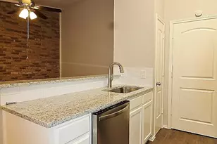 6620 S Creek Dr, Fort Worth, TX 76133 - Photo 9