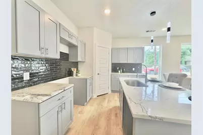 3801 Carpenter Avenue, Dallas, TX 75210 - Photo 19