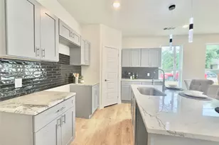 3801 Carpenter Ave, Dallas, TX 75210 - Photo 19