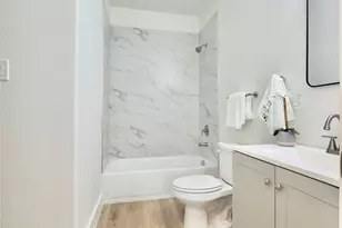 3801 Carpenter Ave, Dallas, TX 75210 - Photo 15