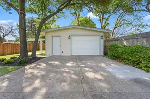 1918 Elmwood Blvd, Dallas, TX 75224 - Photo 23