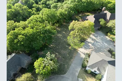 1236 Kelpie Court, Fort Worth, TX 76111 - Photo 3