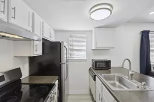 9520 Royal Ln, Dallas, TX 75243 - Photo 15