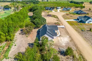 247 Jimmy Ln, Millsap, TX 76066 - Photo 35