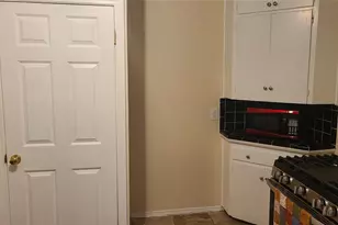 4653 Selkirk Dr, Fort Worth, TX 76109 - Photo 11