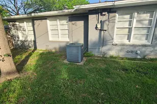 4653 Selkirk Dr, Fort Worth, TX 76109 - Photo 17