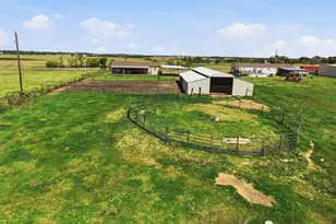 1051 Pigg Rd, Waxahachie, TX 75165 - Photo 39