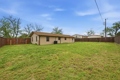 29361 US Highway 82, Whitesboro, TX 76273 - Photo 23