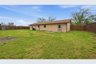29361 US Highway 82, Whitesboro, TX 76273 - Photo 21