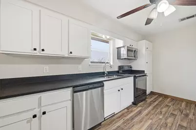 29361 US Highway 82, Whitesboro, TX 76273 - Photo 9