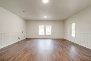 136 Hill County Road 1413 E, Grandview, TX 76050 - Photo 31