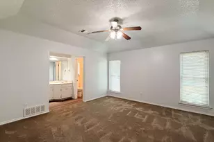 701 Daniels Dr, Crowley, TX 76036 - Photo 19