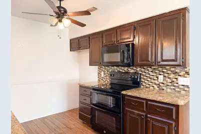 701 Daniels Drive, Crowley, TX 76036 - Photo 11