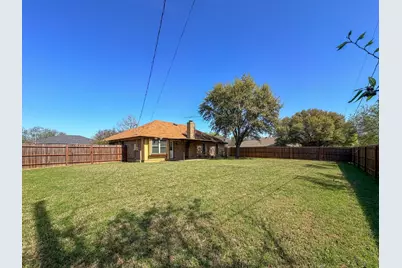 701 Daniels Drive, Crowley, TX 76036 - Photo 25